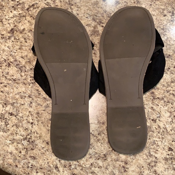 Old navy size 10 black sandals - Picture 7 of 8